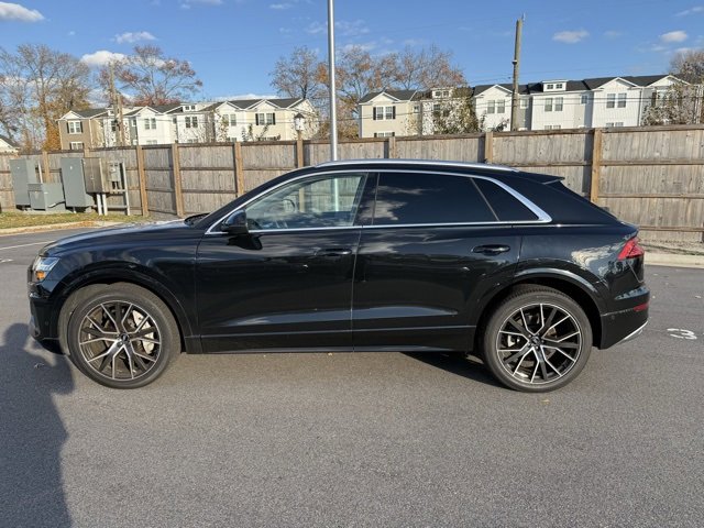 Used 2022 Audi Q8 Prestige image 4