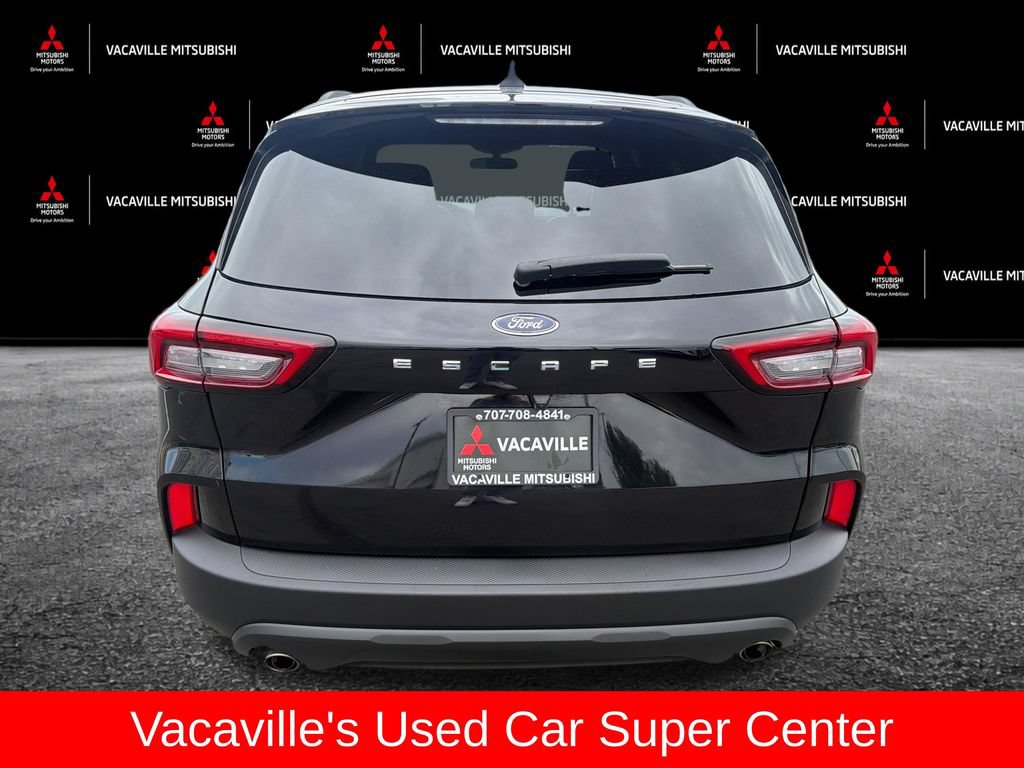 Used 2025 Ford Escape ST-Line FWD image 4