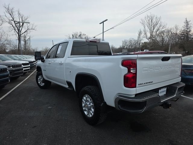 Used 2024 Chevrolet Silverado 3500 LT w/ Convenience Package image 16