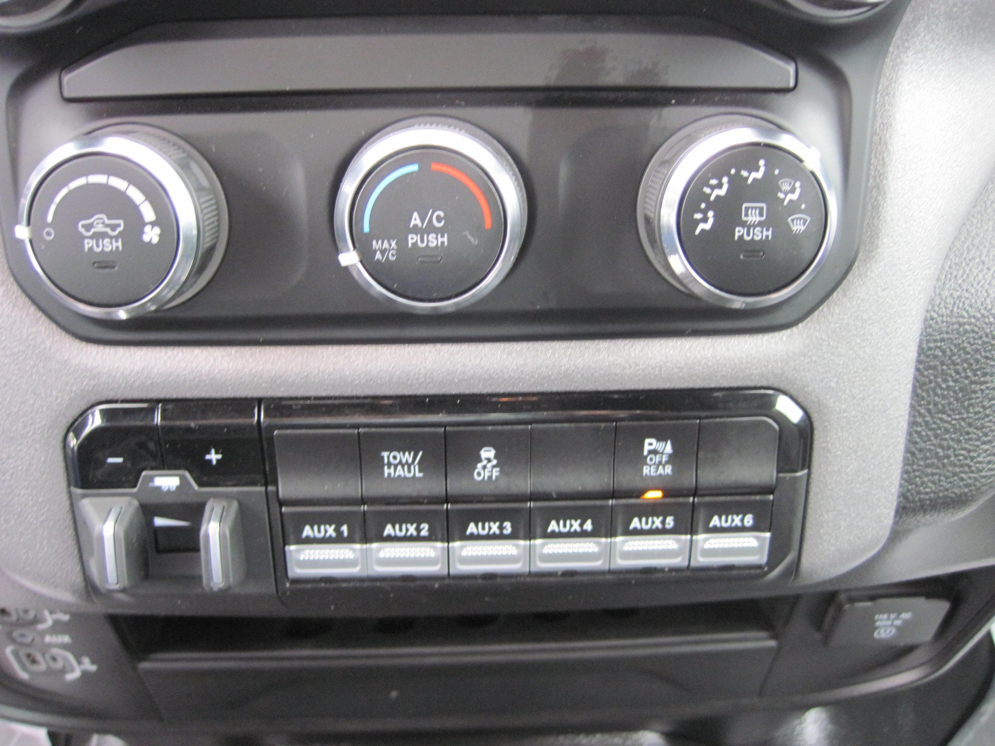 Used 2024 RAM 2500 Tradesman AWD/4WD image 20