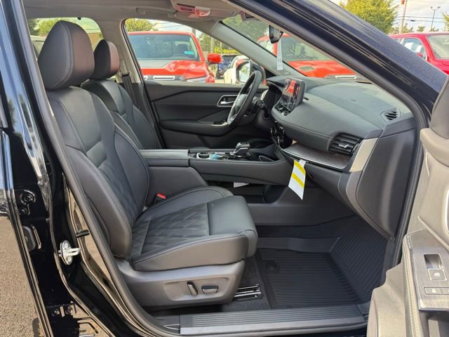 New 2026 Nissan Rogue Platinum image 28