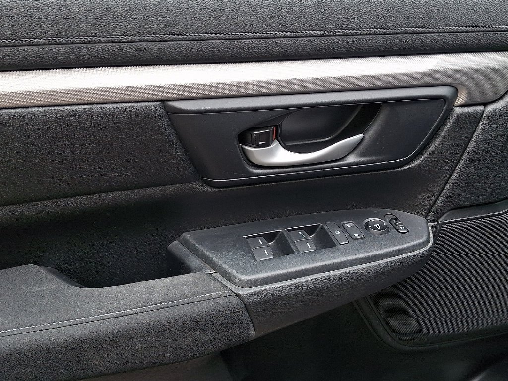 Used 2020 Honda CR-V LX image 13