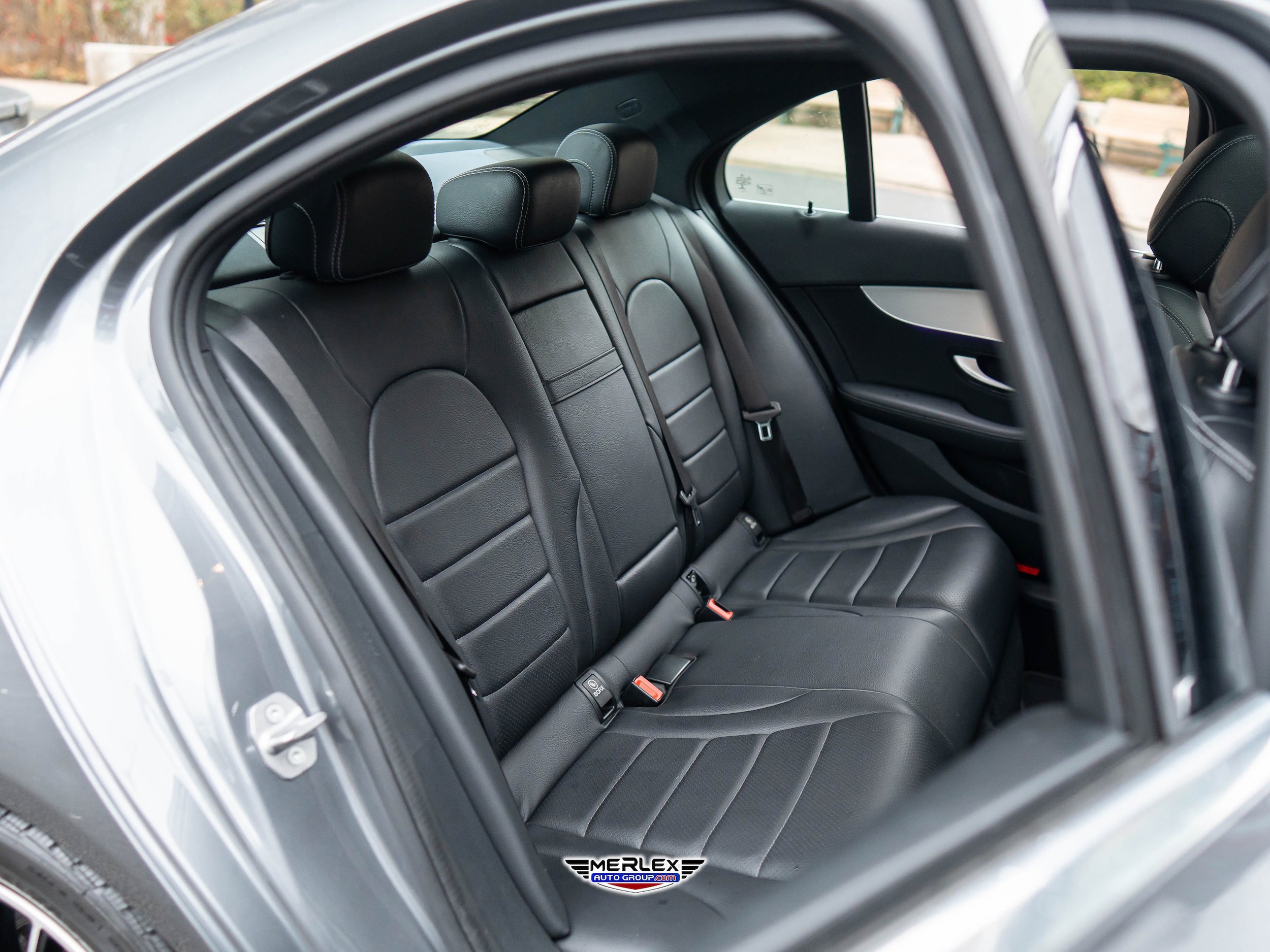Used 2021 Mercedes-Benz C 300 Sedan w/ Premium Package image 18