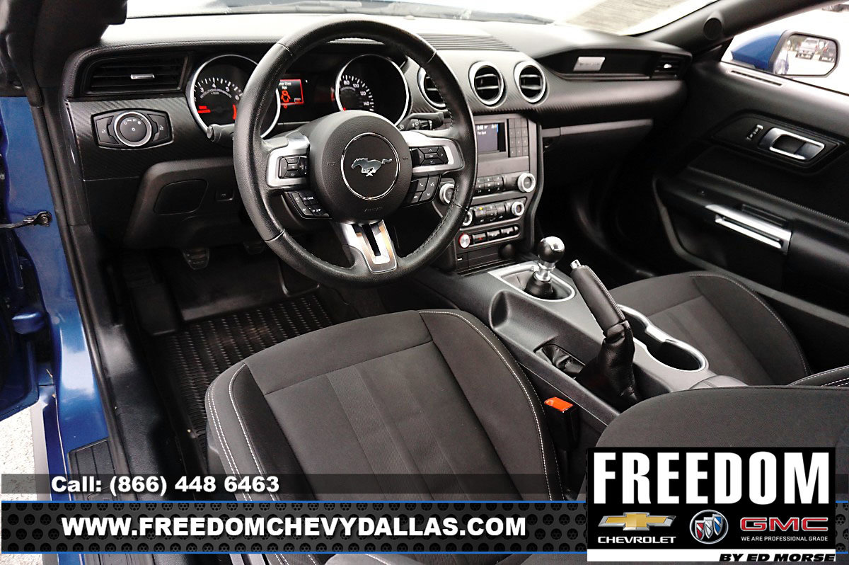 Used 2022 Ford Mustang Coupe image 6