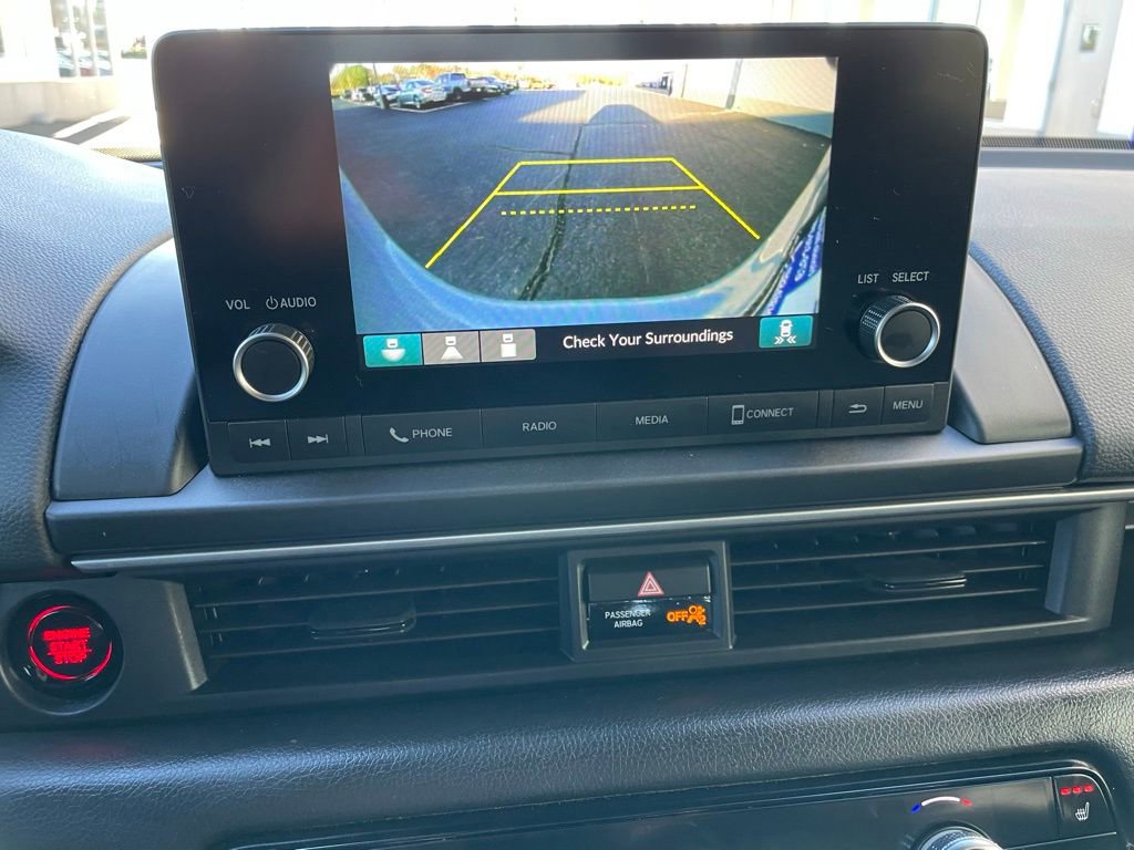 Certified 2025 Honda Pilot Sport image 17