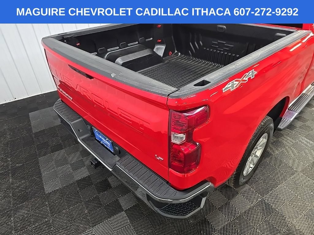 Used 2022 Chevrolet Silverado 1500 LT AWD/4WD image 13