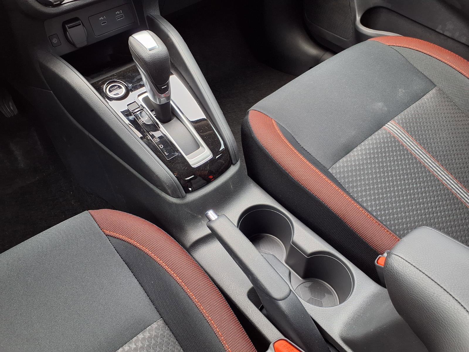 New 2025 Nissan Versa SR w/ Trunk Package image 16