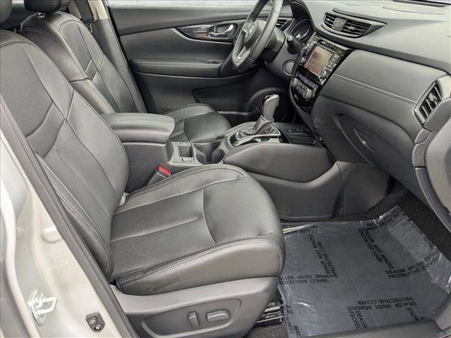 Used 2020 Nissan Rogue SL FWD image 21