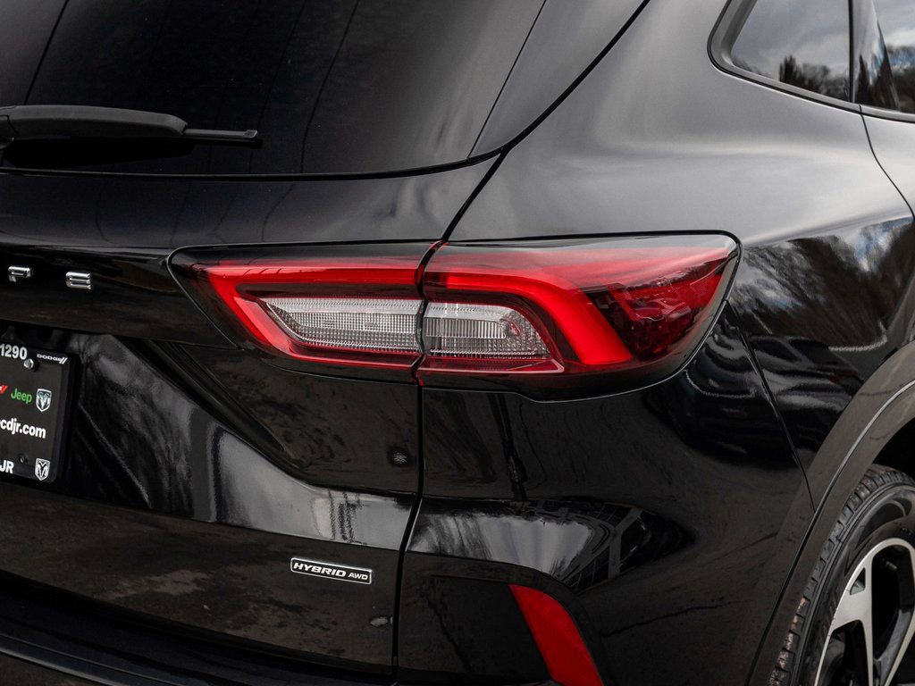 Used 2025 Ford Escape ST-Line Elite w/ Premium Technology Package image 36