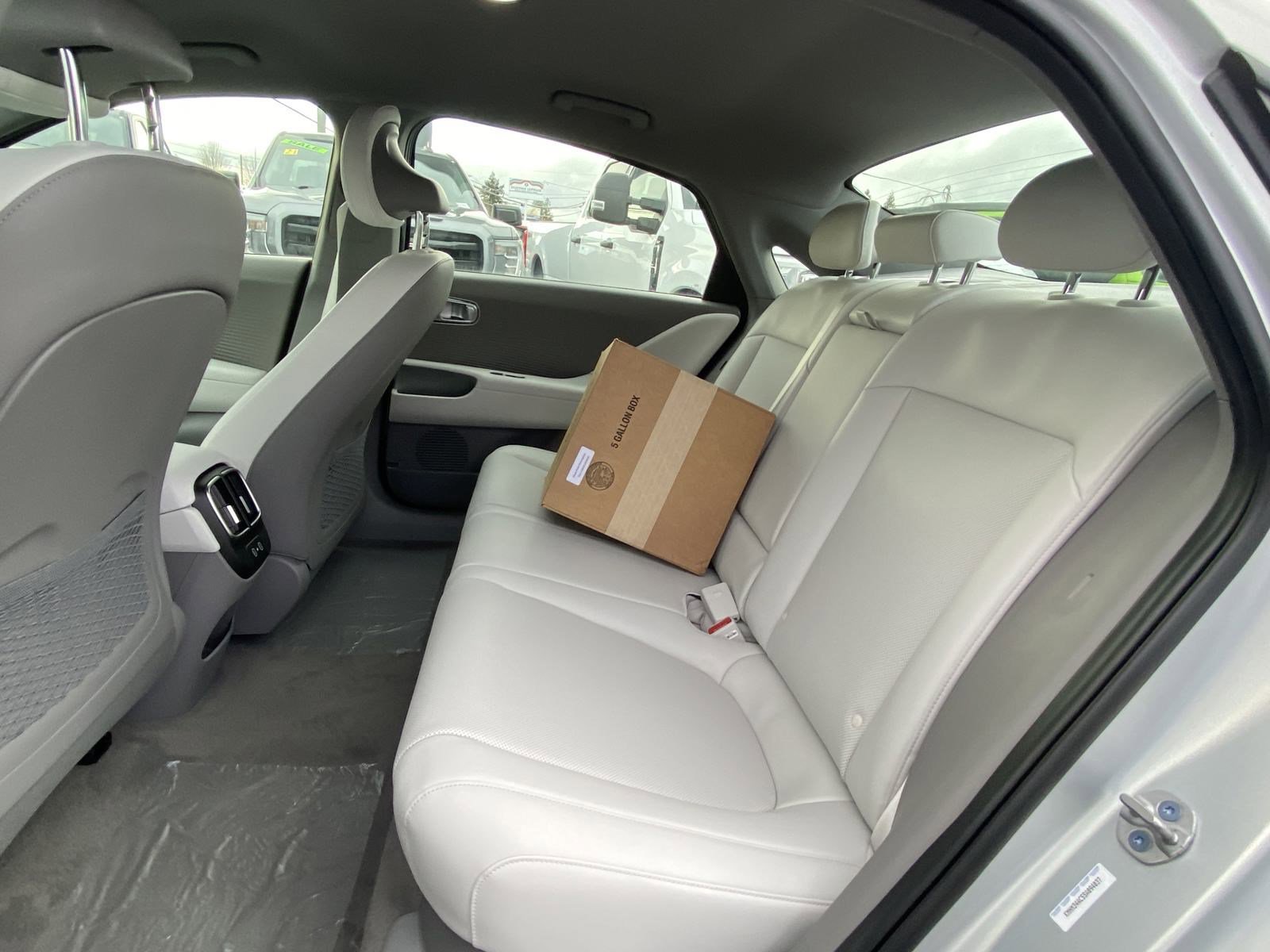 New 2025 Hyundai Ioniq 6 SEL AWD/4WD image 15