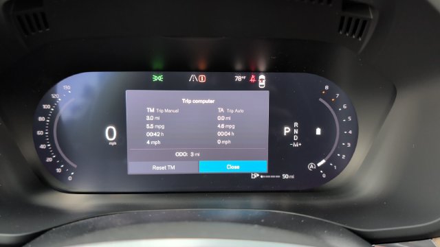 New 2026 Volvo XC60 B5 Plus w/ Protection Package Premier AWD/4WD image 9