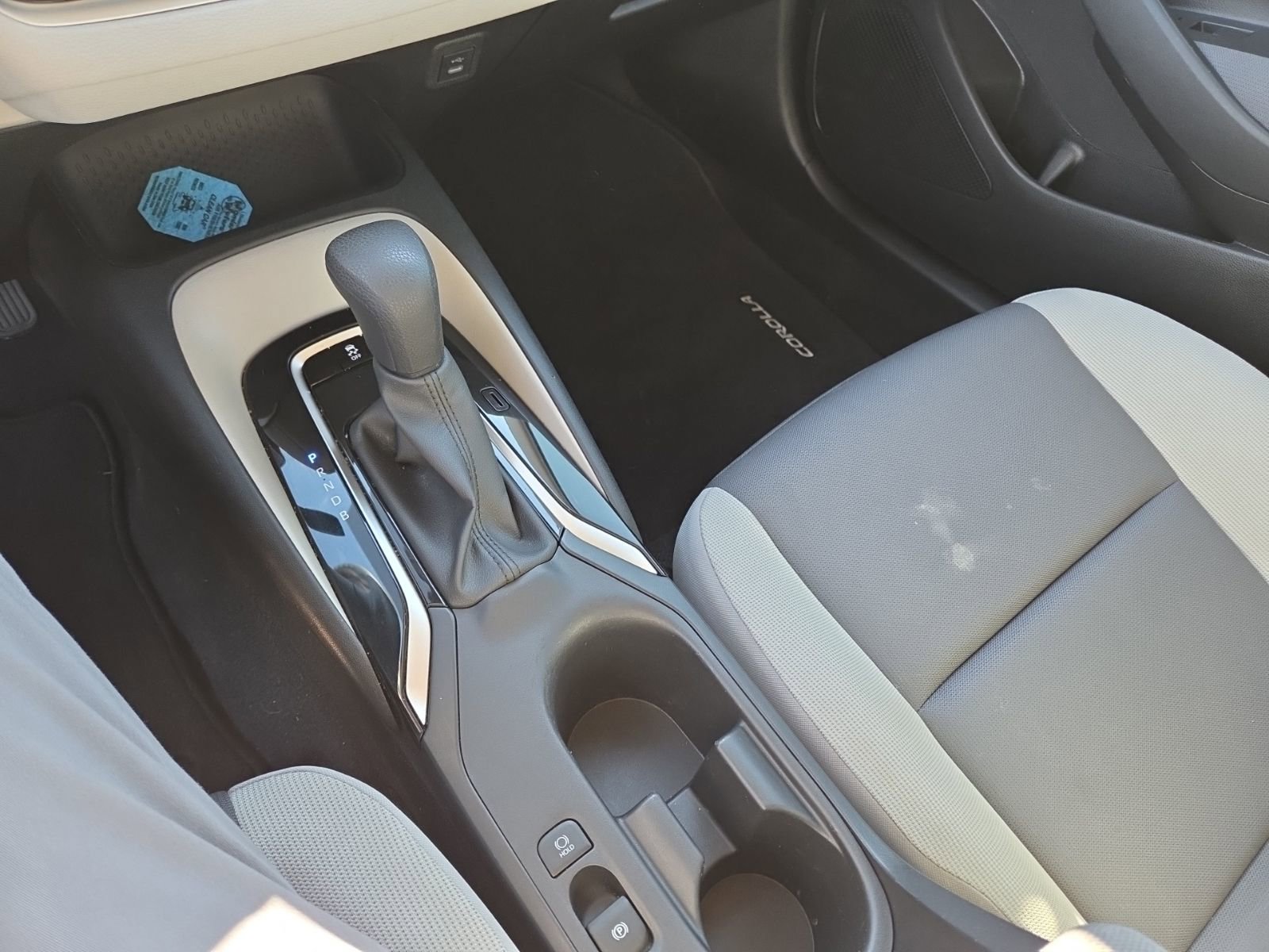 Used 2024 Toyota Corolla LE image 12