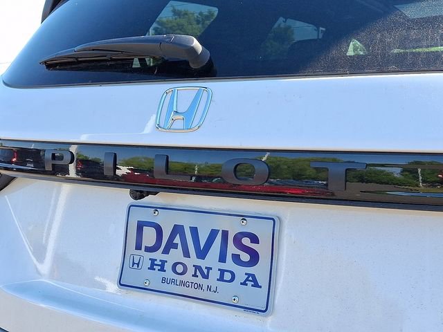 Used 2025 Honda Pilot TrailSport image 31