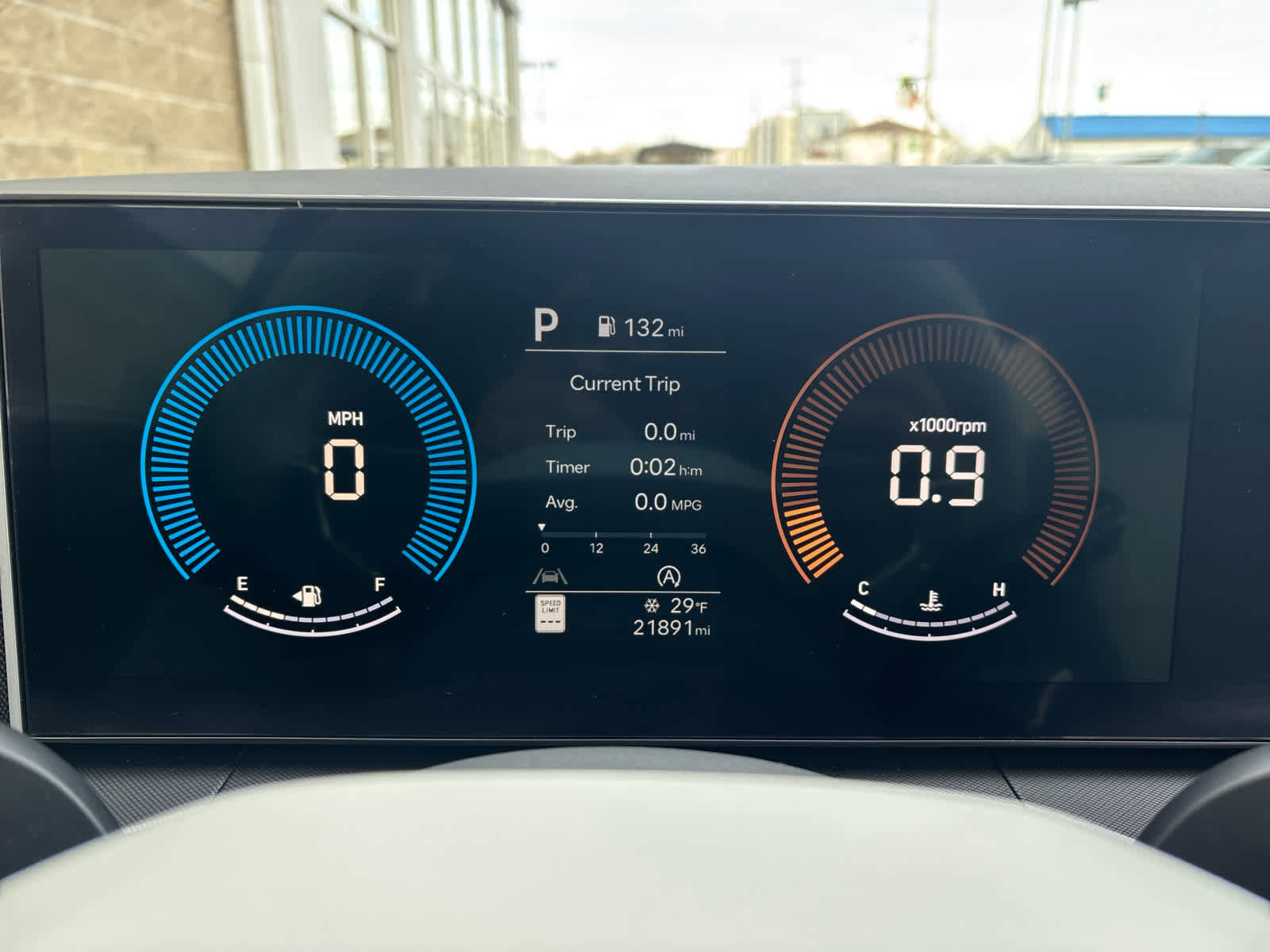 Used 2025 Hyundai Santa Fe SE image 11