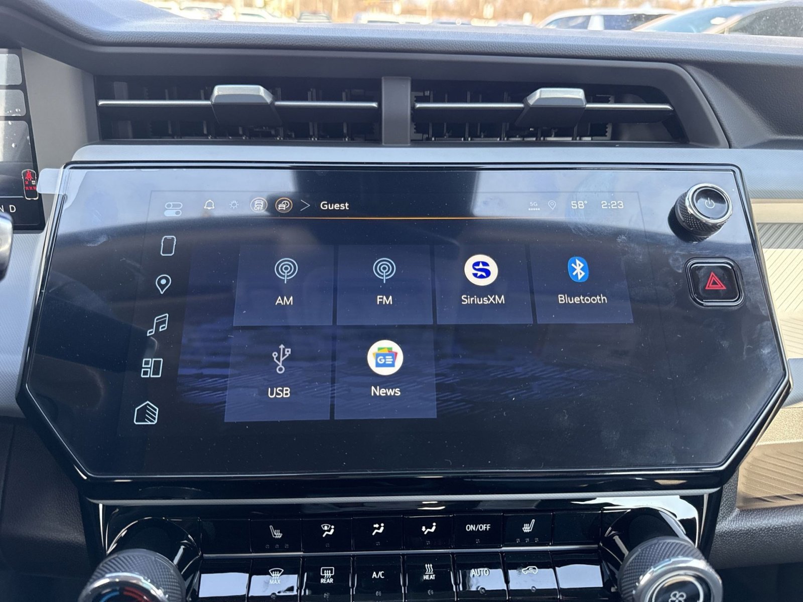 New 2027 Chevrolet Bolt LT w/ Comfort Package image 18