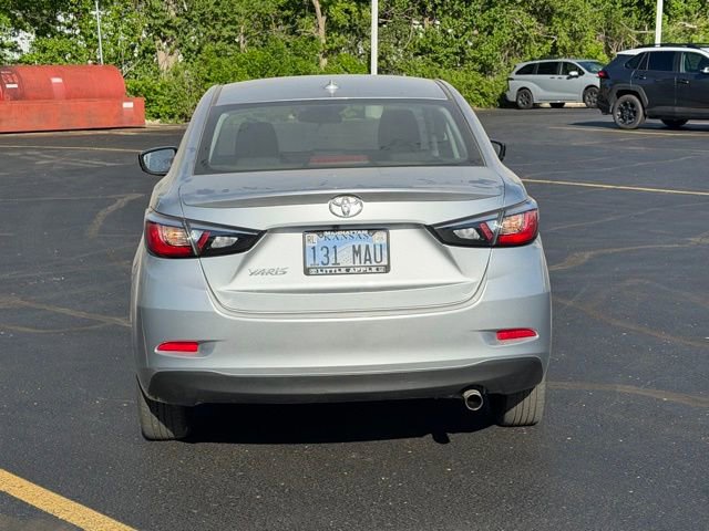 Used 2019 Toyota Yaris LE FWD image 23