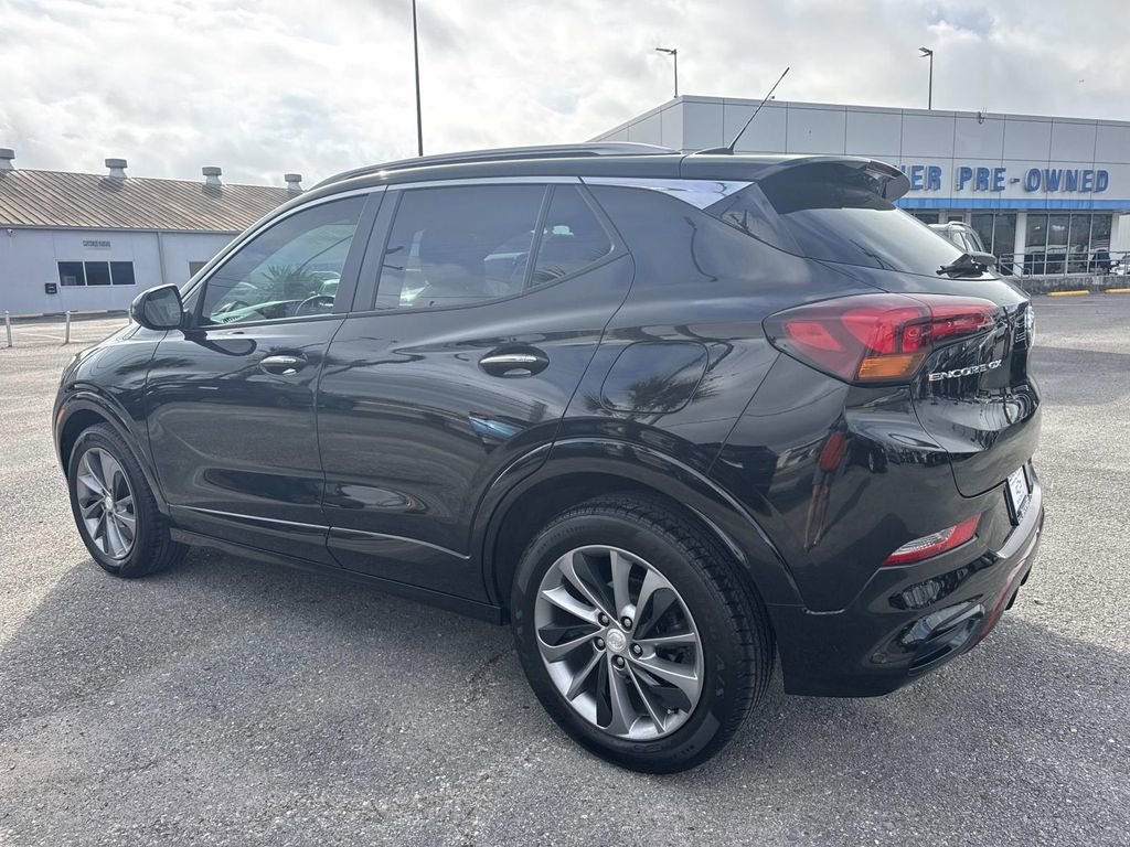 Certified 2023 Buick Encore GX Select w/ Sport Touring Package FWD image 7