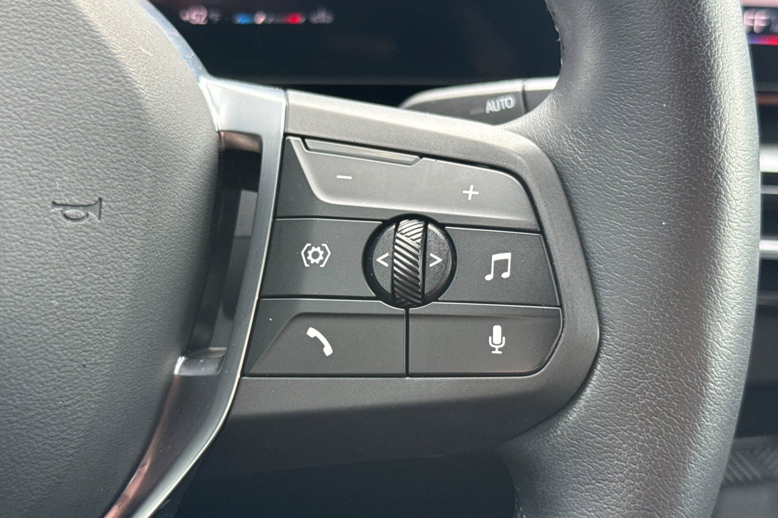 Certified 2023 BMW X1 xDrive28i w/ Convenience Package image 30