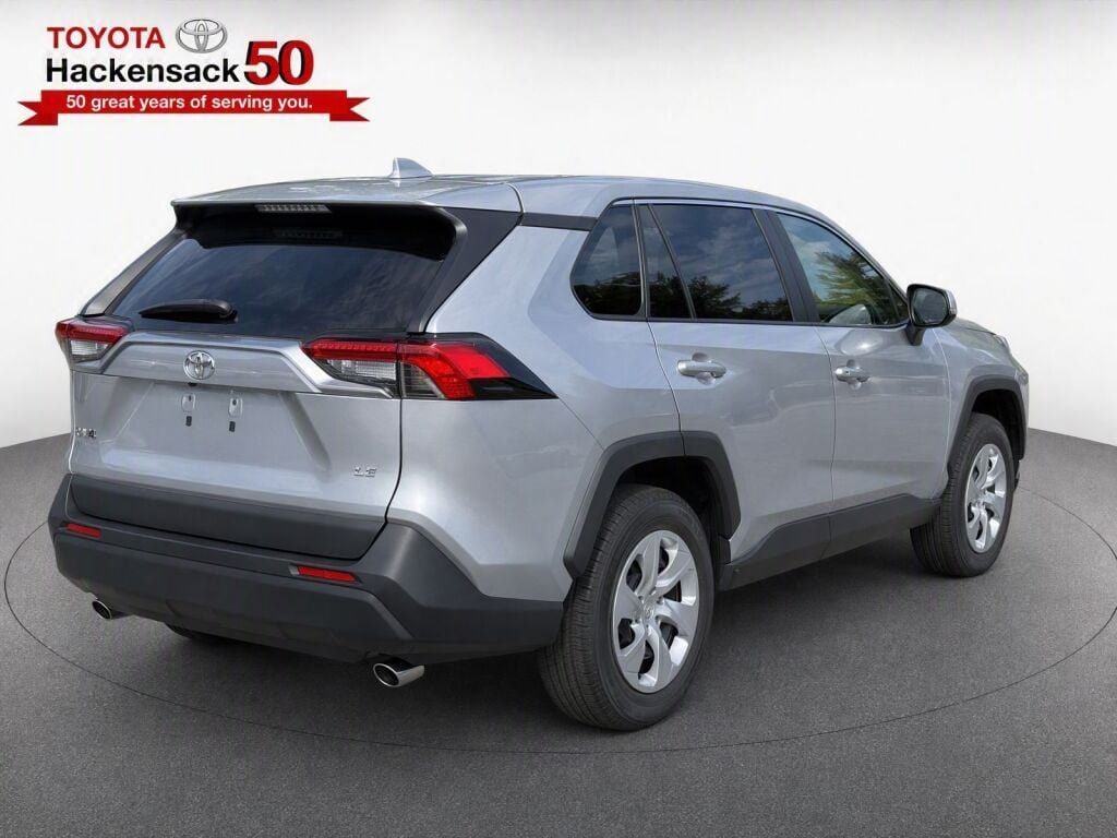 Used 2025 Toyota RAV4 LE FWD image 36