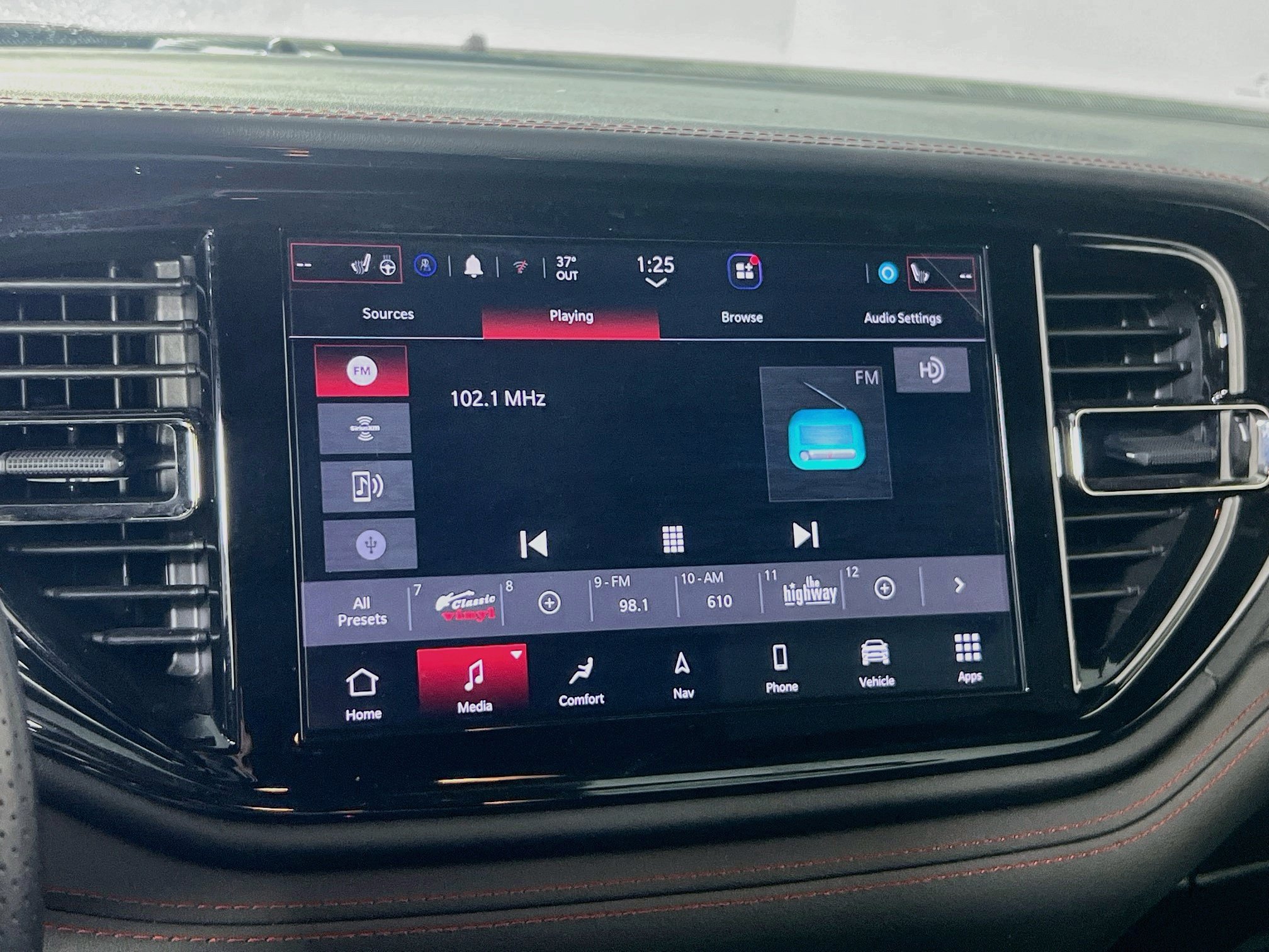 Used 2023 Dodge Durango GT AWD/4WD image 15