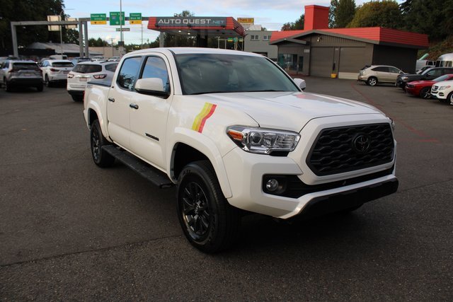 Used 2022 Toyota Tacoma SR5