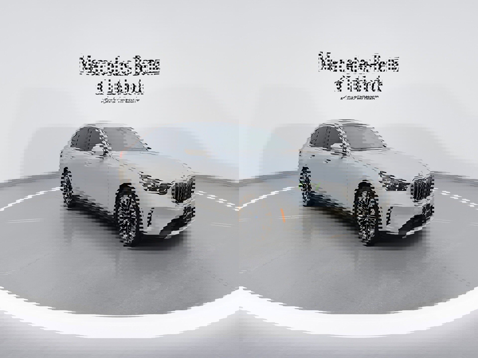 Used 2024 BMW 540i xDrive w/ Premium Package image 2