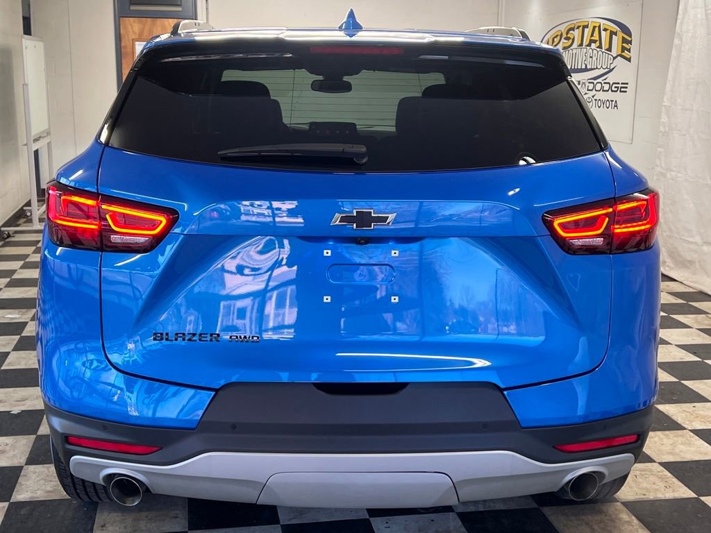 Used 2024 Chevrolet Blazer LT w/ Midnight/Sport Edition image 9