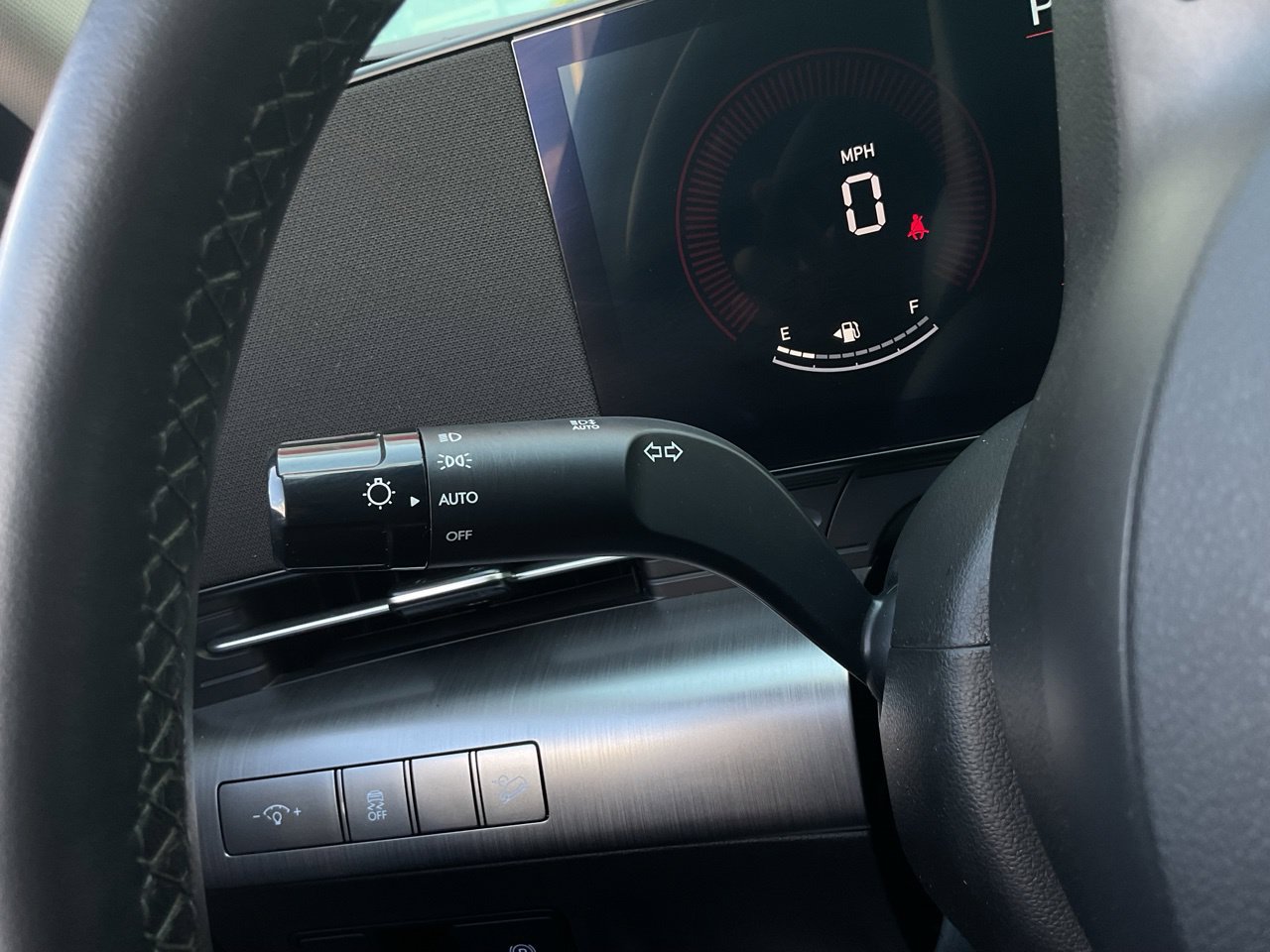 Used 2025 Hyundai Kona SEL FWD image 36