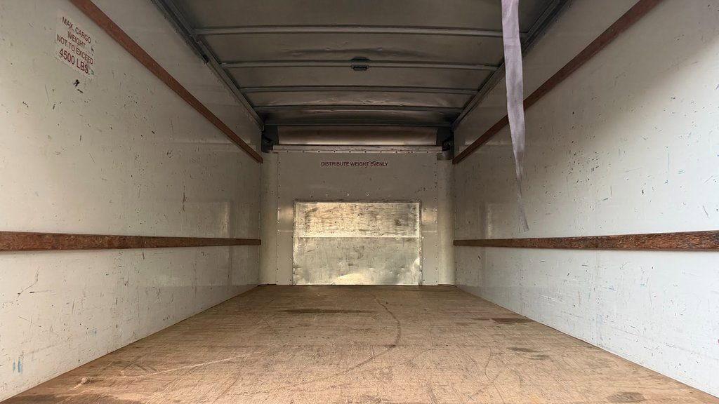 Used 2024 Ford E-350 and Econoline 350 Super Duty w/ Driver's Safety Package image 23