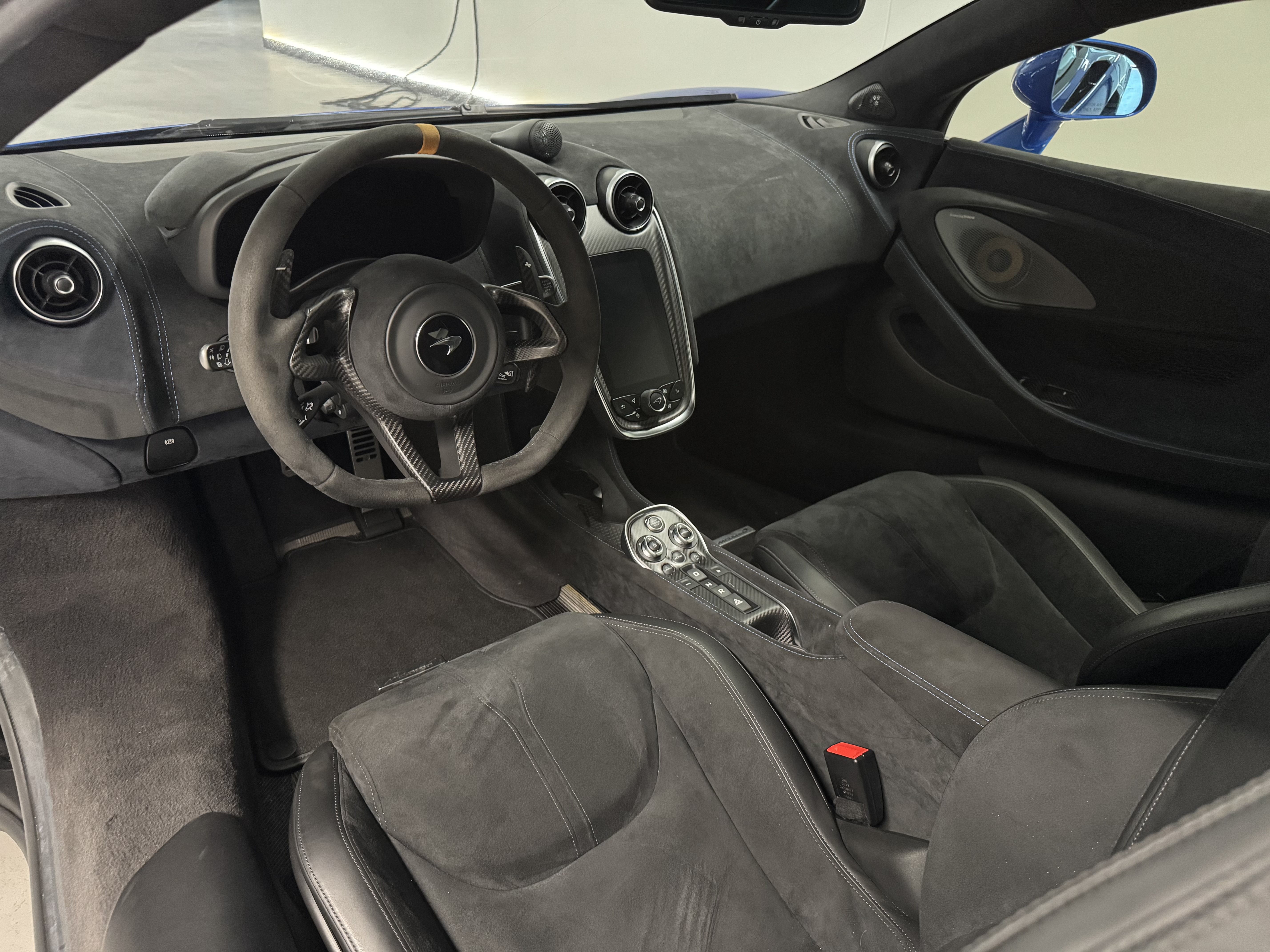 Used 2019 McLaren 600LT RWD image 11