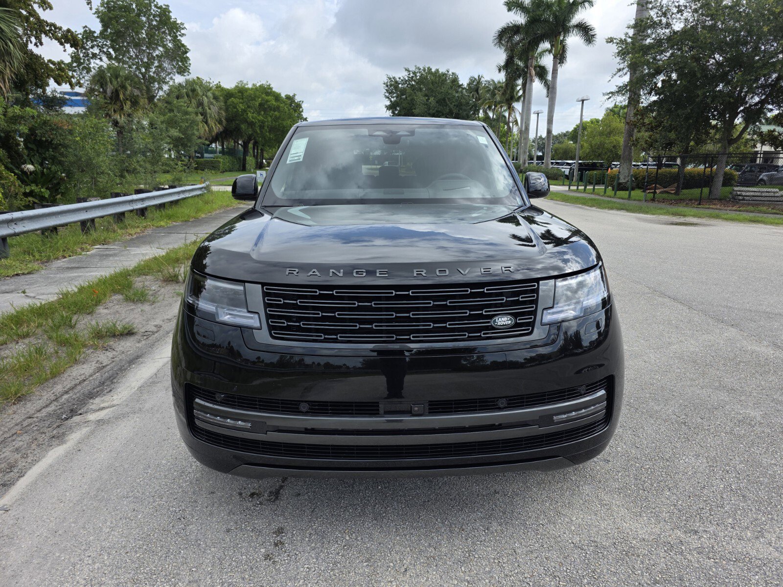 New 2026 Land Rover Range Rover SE AWD/4WD image 8