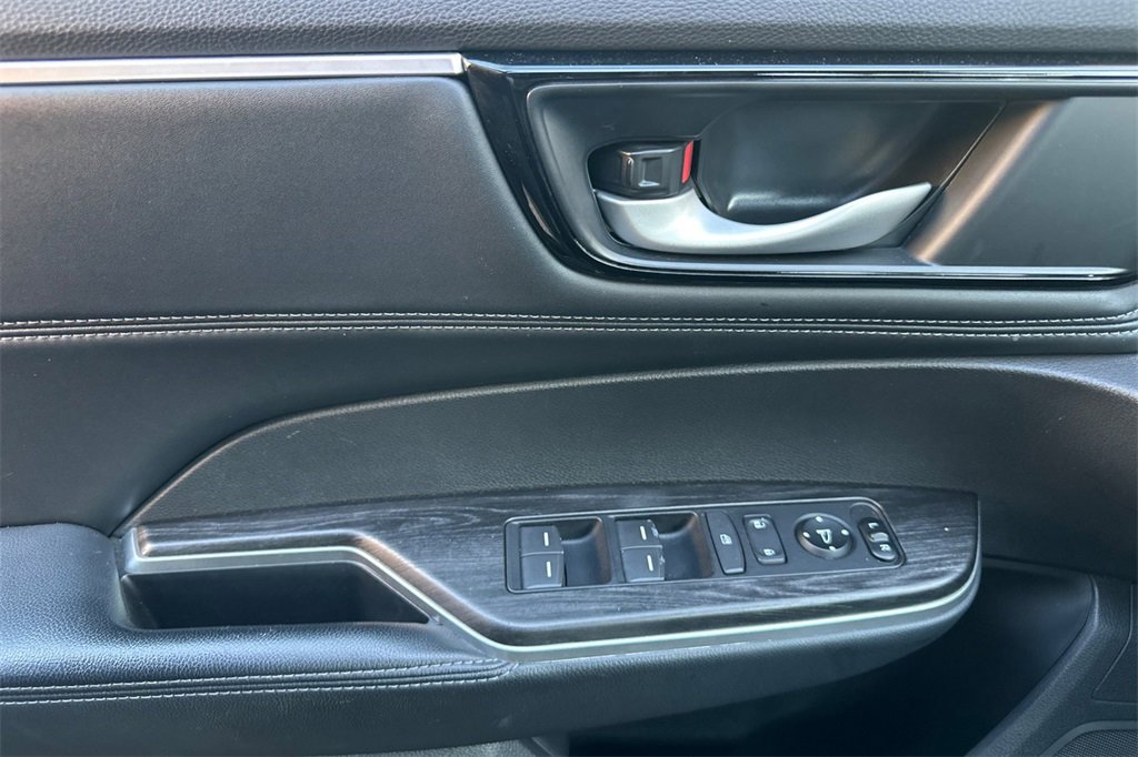 Certified 2021 Honda Clarity Plug-In Hybrid image 11