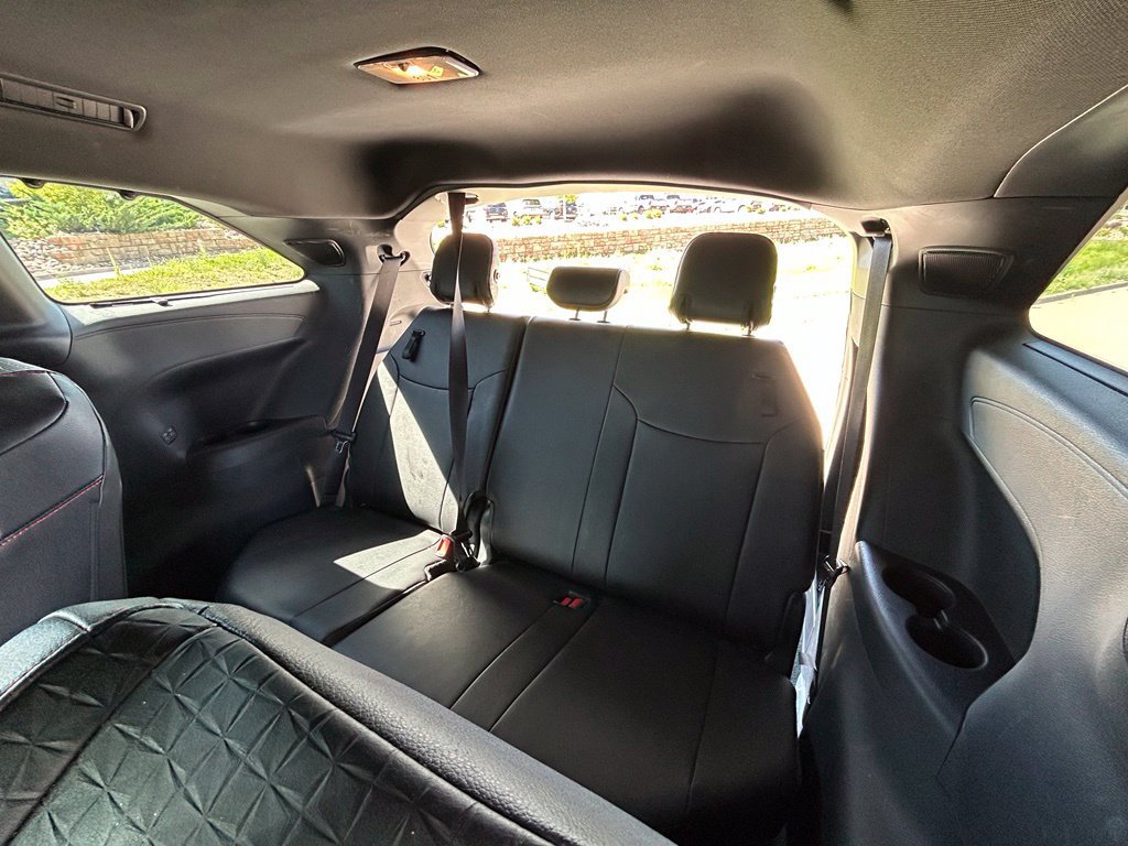 Used 2026 Toyota Sienna XSE FWD image 28