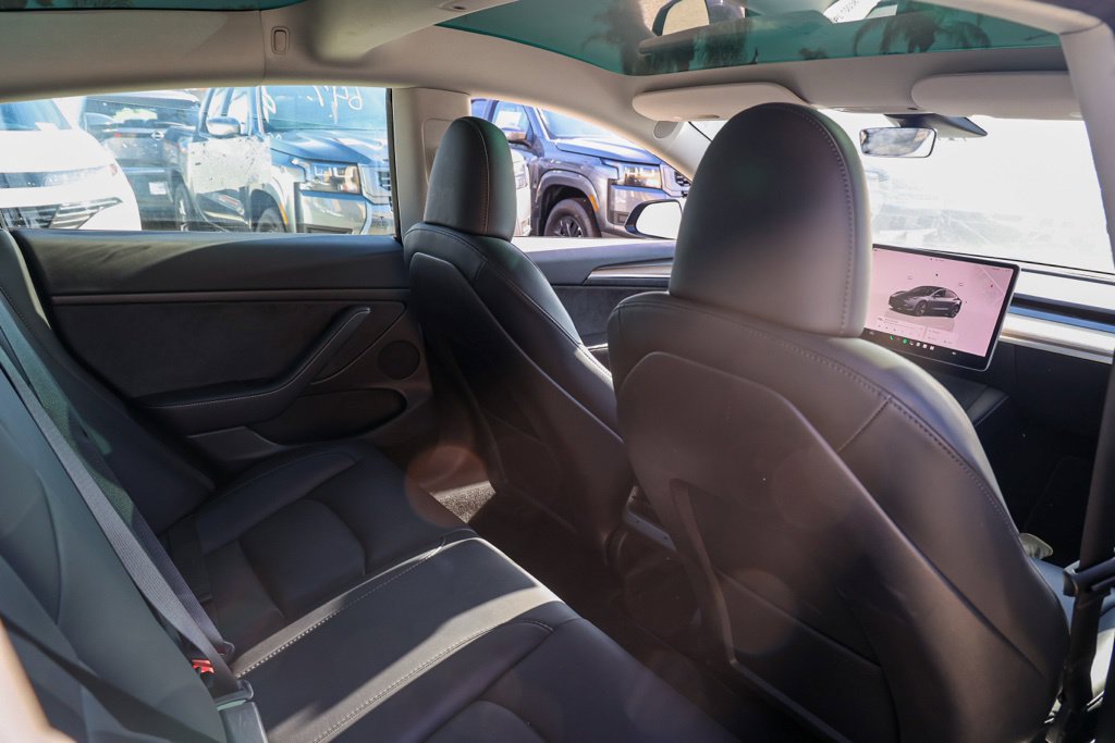 Used 2023 Tesla Model 3 Standard Range RWD image 16
