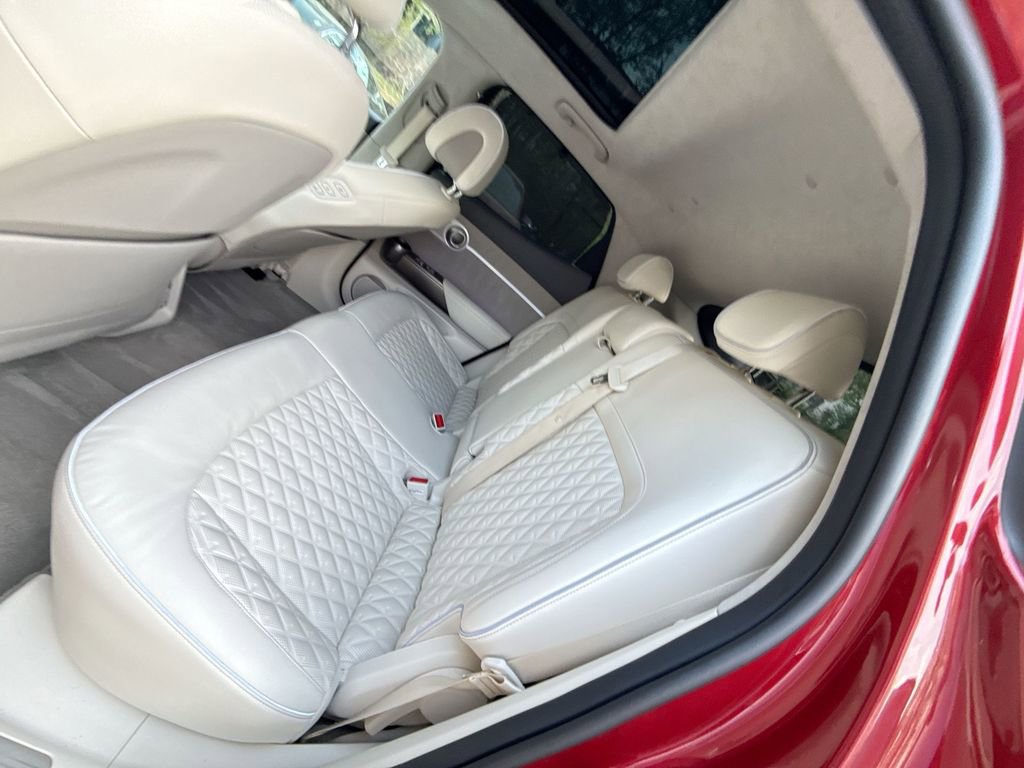 Used 2023 Genesis GV60 Performance image 25