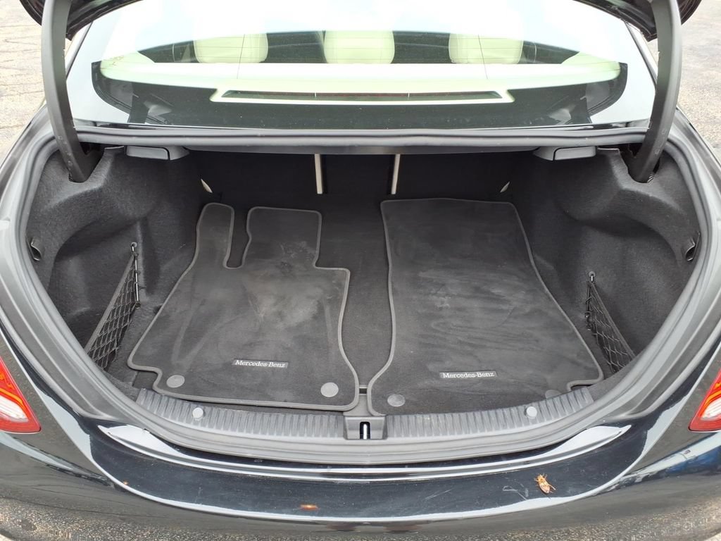 Used 2018 Mercedes-Benz C 300 4MATIC Sedan image 12
