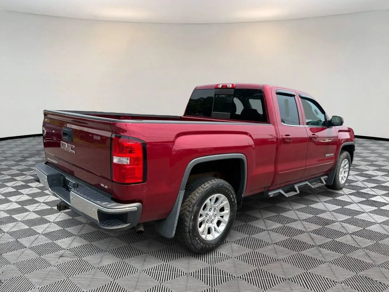 Used 2018 GMC Sierra 1500 SLE w/ SLE Value Package AWD/4WD image 7