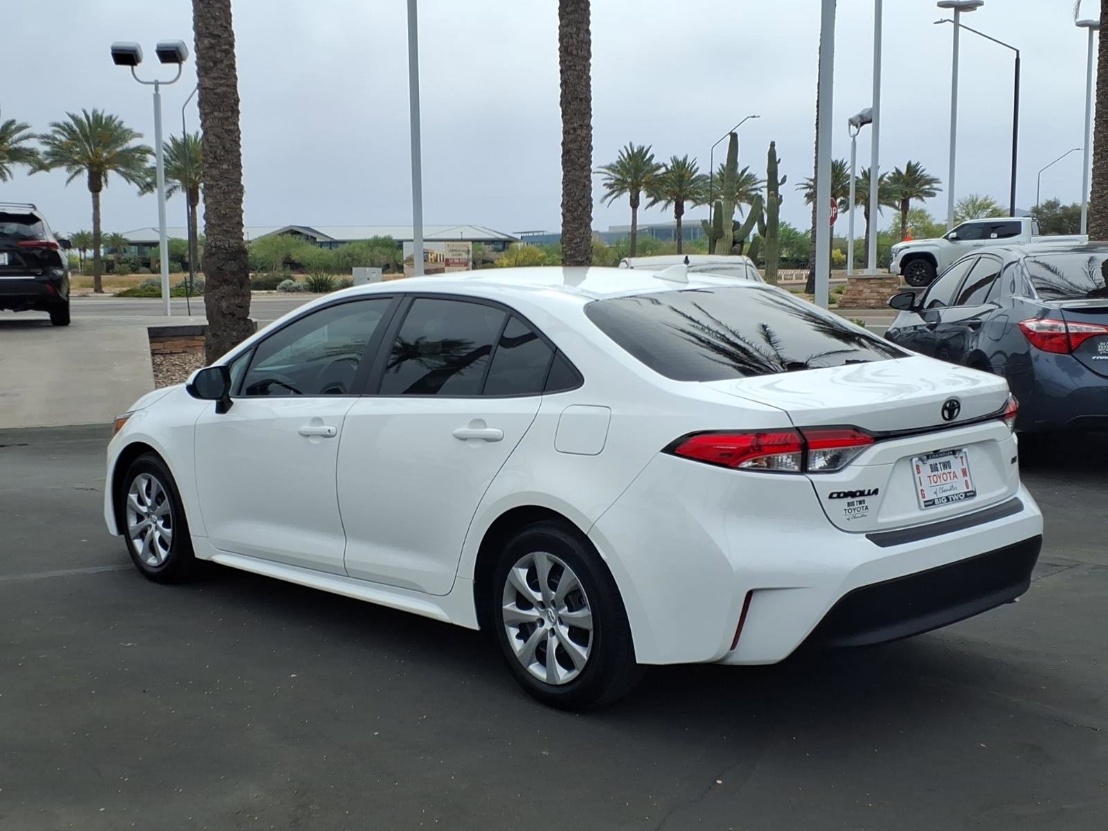 Certified 2025 Toyota Corolla LE FWD image 6