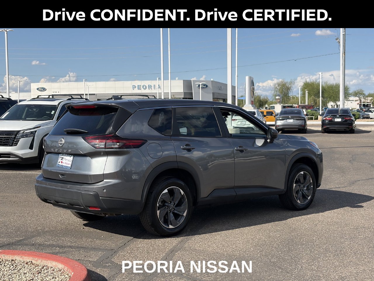 Certified 2025 Nissan Rogue SV FWD image 7