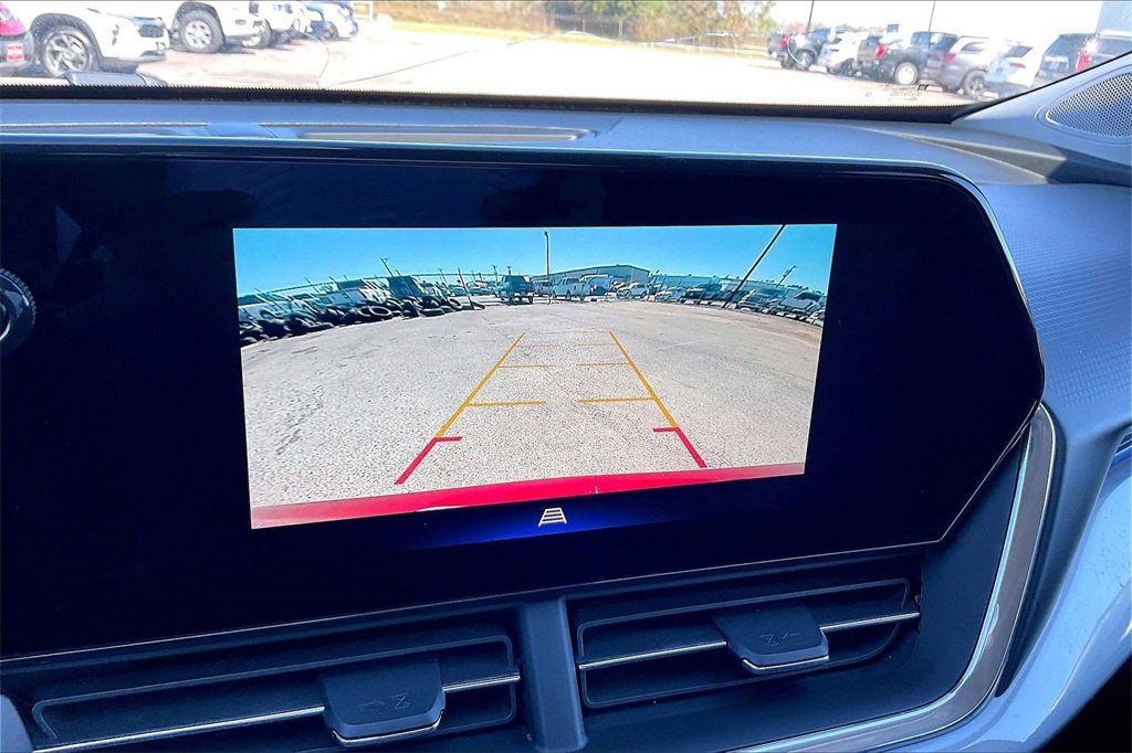 Certified 2024 Chevrolet Trax LT w/ Driver Confidence Package image 13