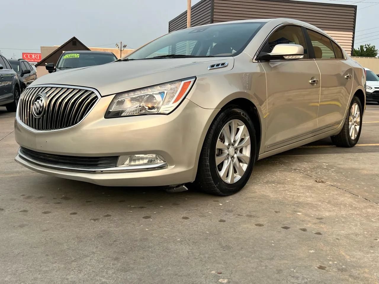 Used 2014 Buick LaCrosse Leather w/ Driver Confidence Package FWD image 3