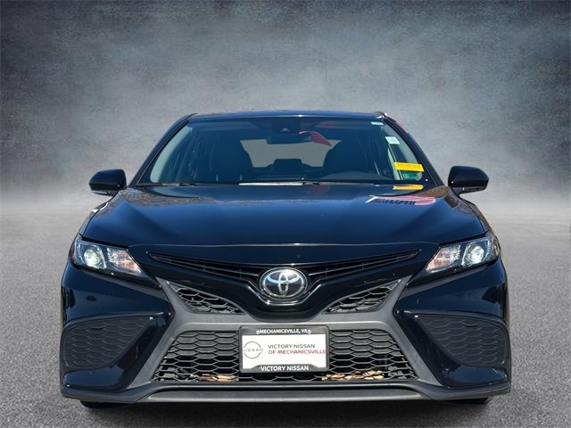 Used 2022 Toyota Camry SE image 6