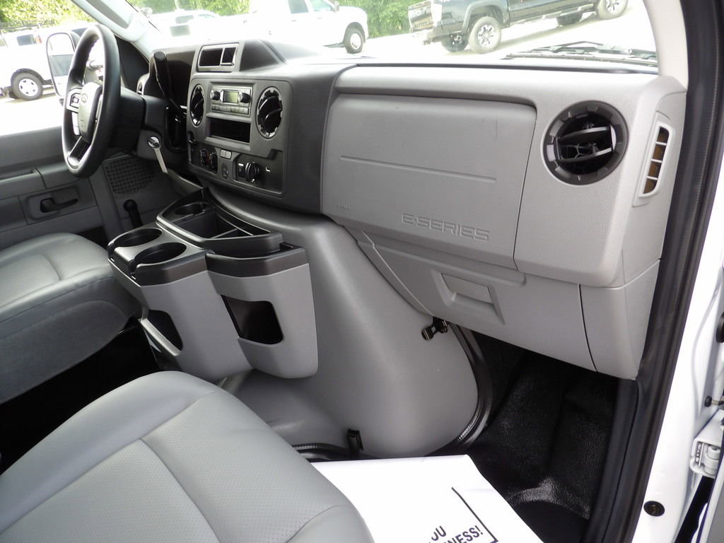 Used 2024 Ford E-350 and Econoline 350 Super Duty w/ Driver's Safety Package RWD image 23