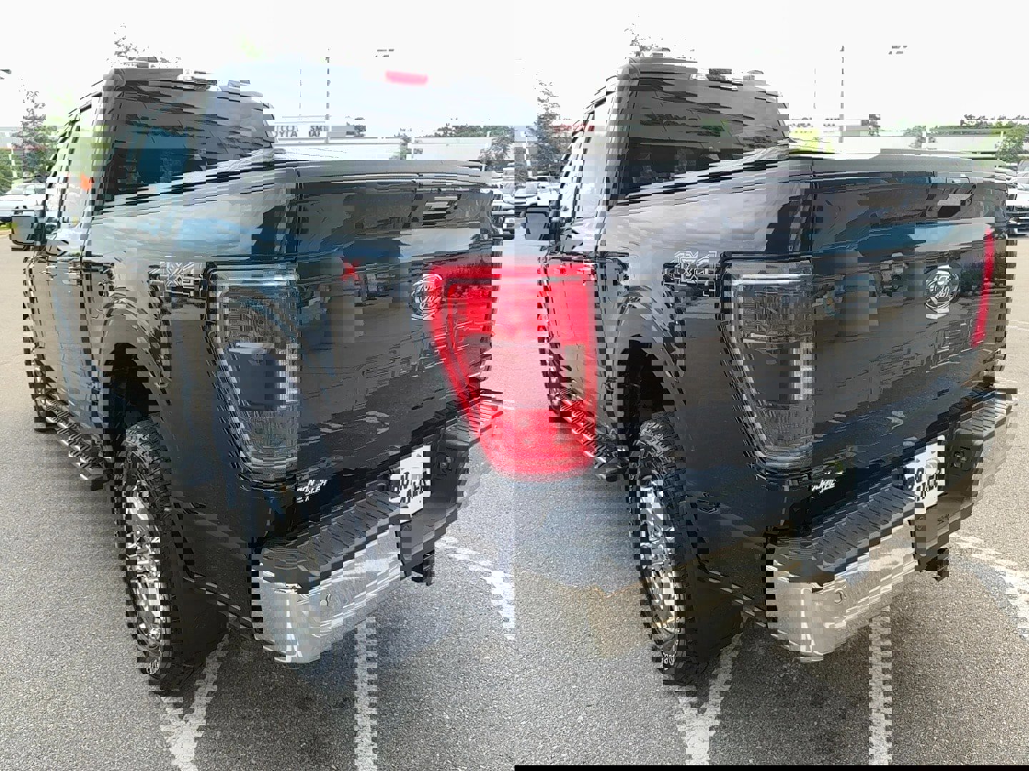 Used 2021 Ford F150 XLT w/ Equipment Group 302A High image 5