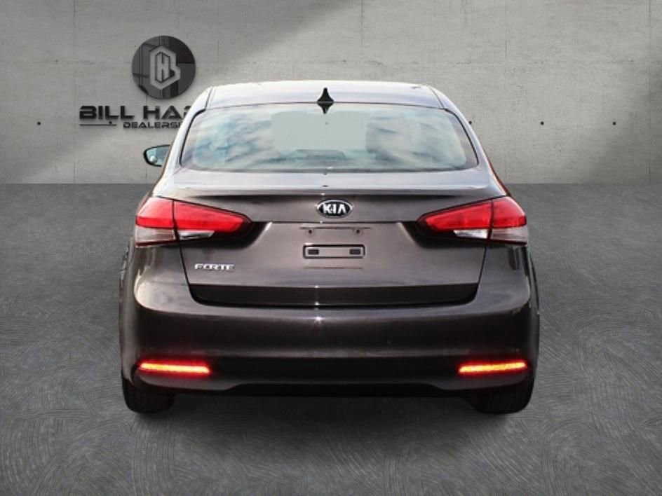 Used 2017 Kia Forte LX image 6