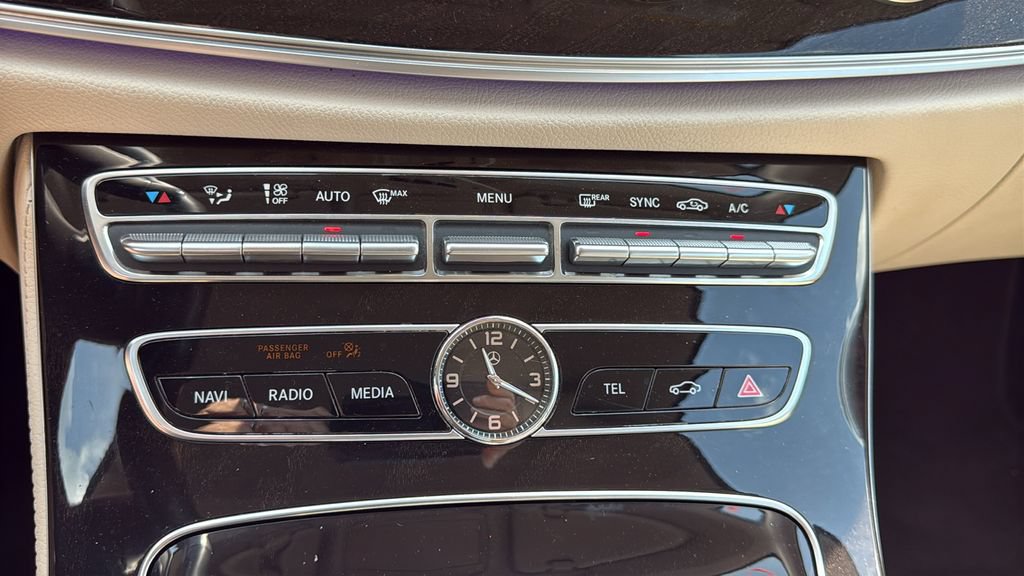 Used 2020 Mercedes-Benz E 450 Cabriolet image 35