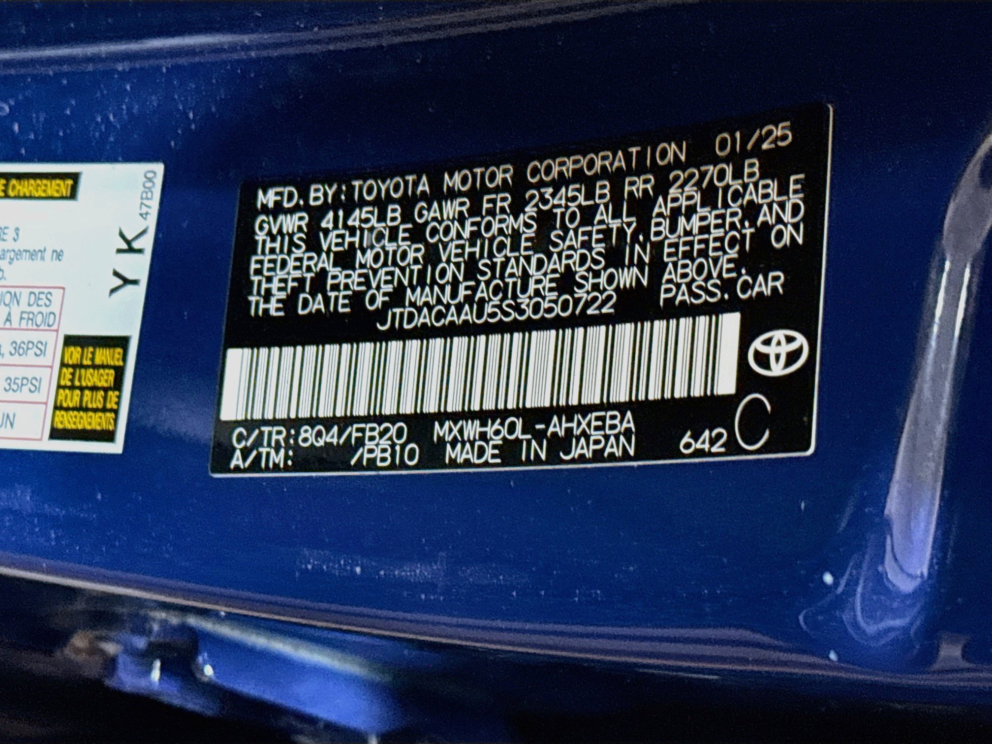 Used 2025 Toyota Prius LE FWD image 12