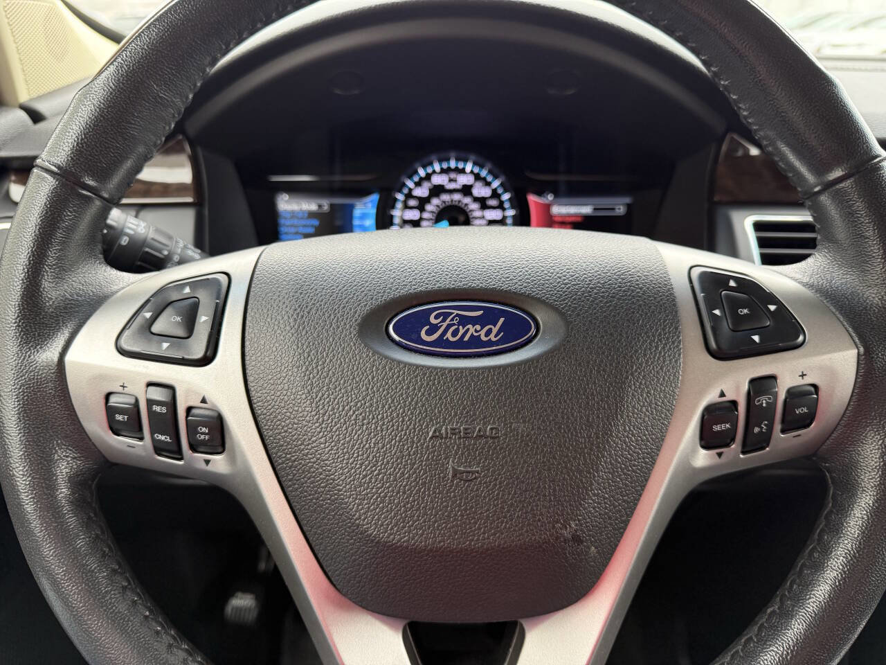 Used 2018 Ford Flex Limited image 23