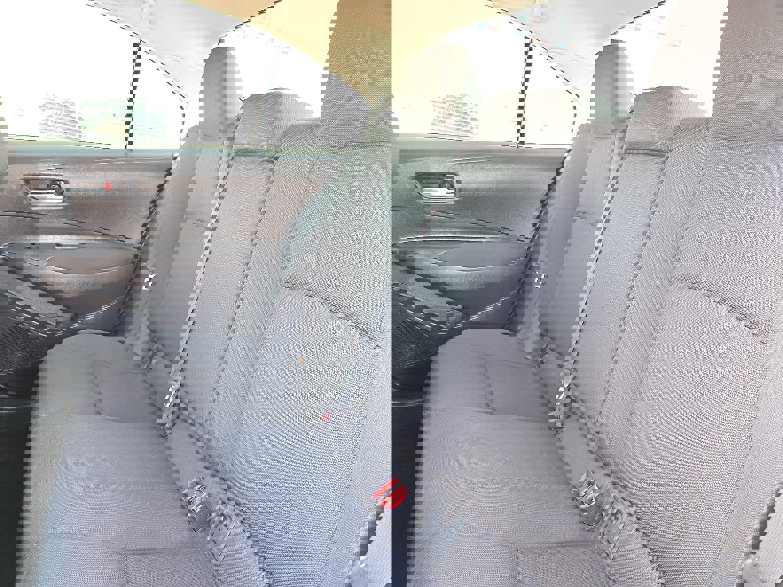 Used 2021 Toyota Corolla LE image 6