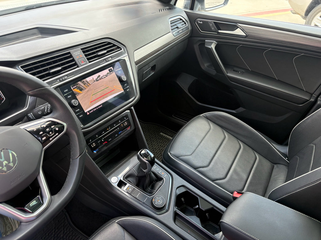 Used 2024 Volkswagen Tiguan SEL R-Line AWD/4WD image 19